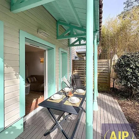 Les Pins - Maison 4 Pers. - Avec Piscine Chauffee - Ocean Mae-1181 Villa