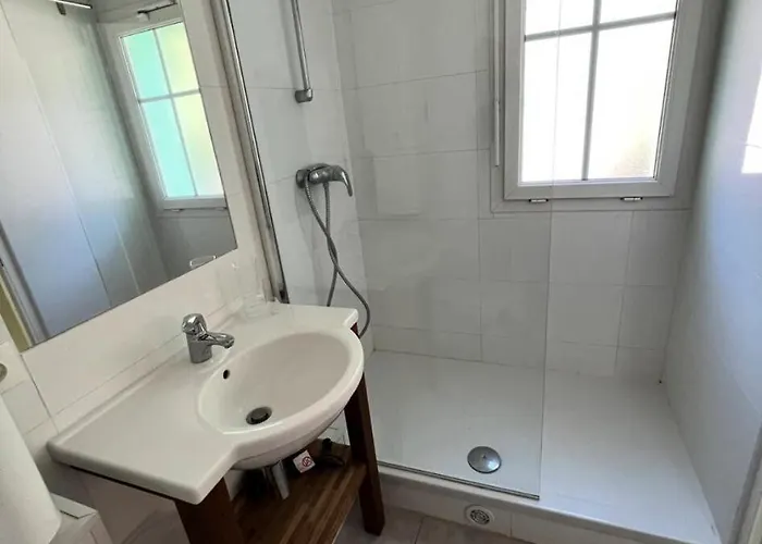 Les Pins - Maison Pour 4 Pers, De Tourisme Avec Piscine A Mae-1181 Villa